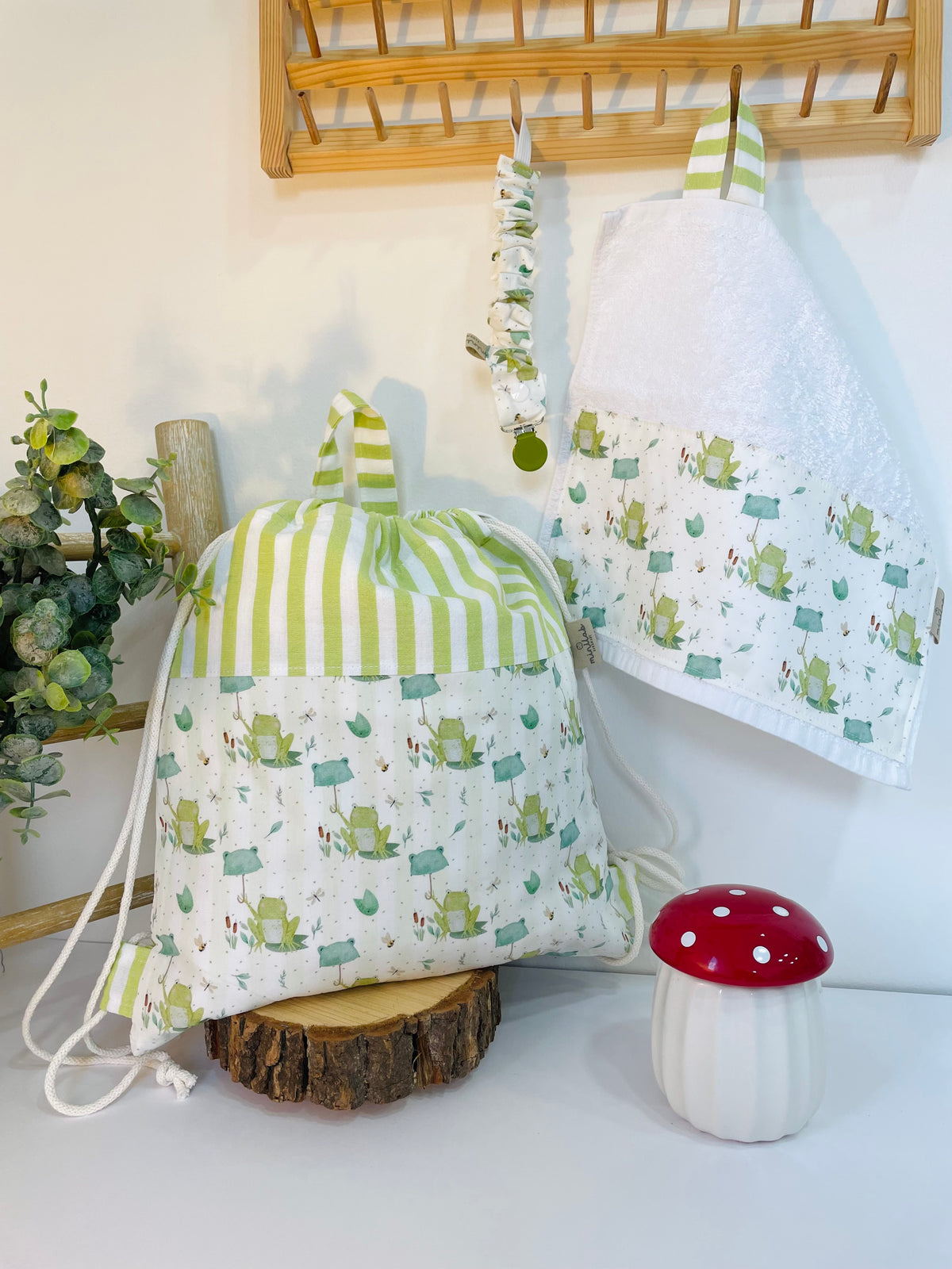 Set regalo 🐸 sacca zaino, asciugamano, portaciuccio