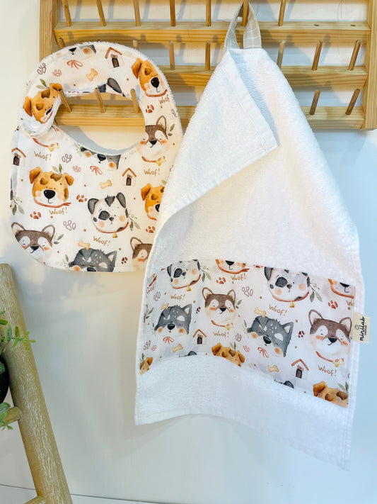 Bavaglino neonato 0-18 mesi e asciugamano 30x50cm 🐶