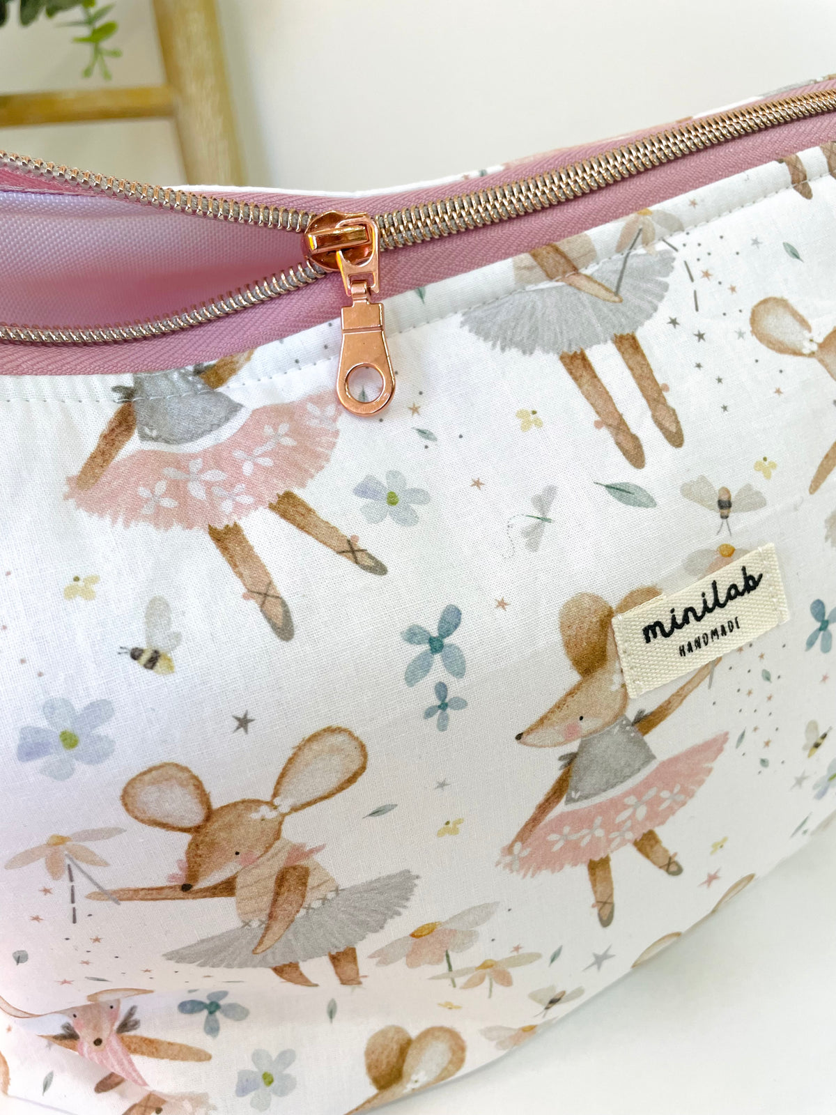 Set nascita- Maxi Pochette e bavaglino 0-18 mesi